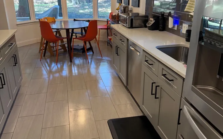 Kitchen and breakfast nook after a recurring clean